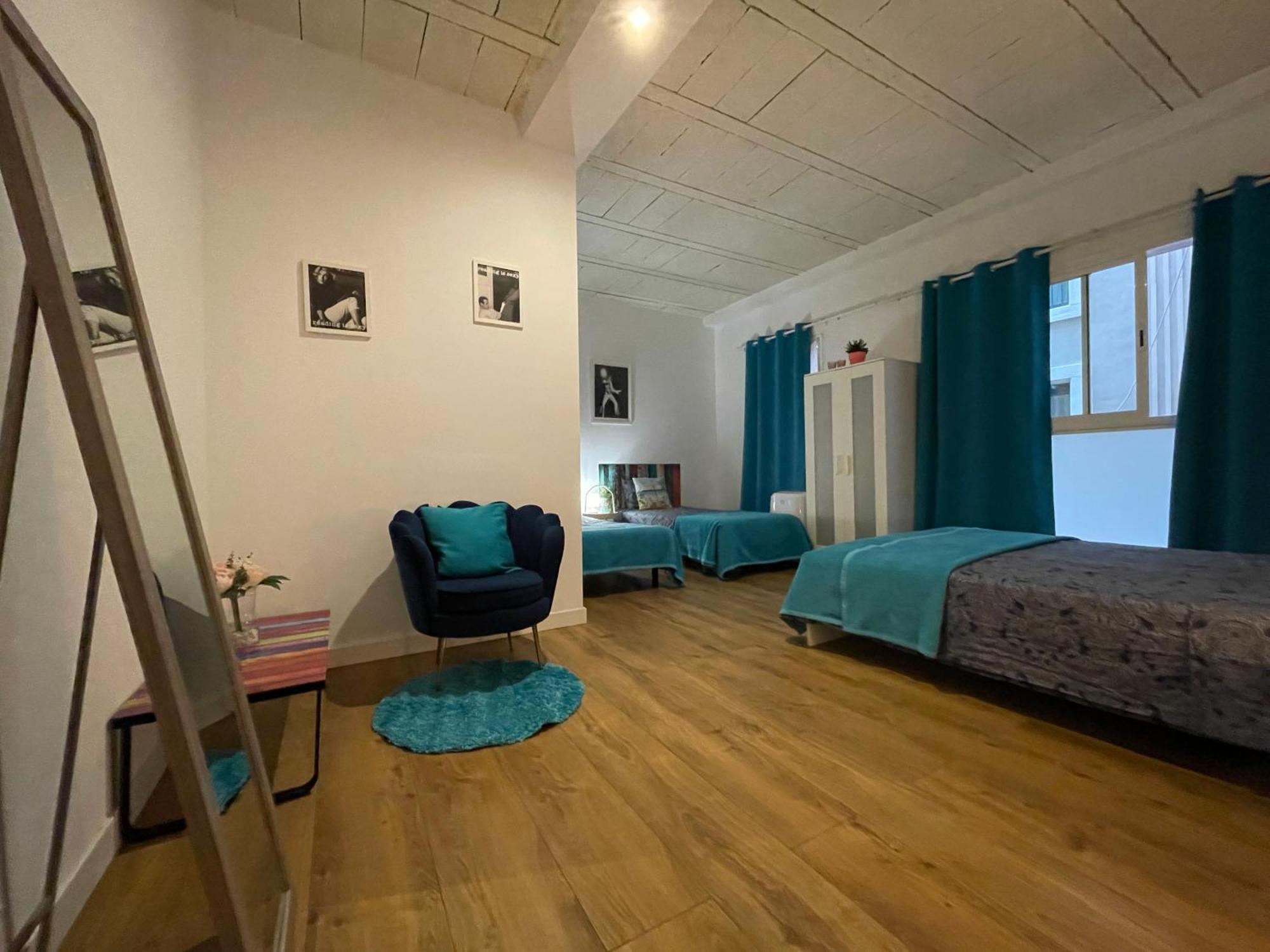 Oasis - By Port Vell 3 Hostal Barcelona